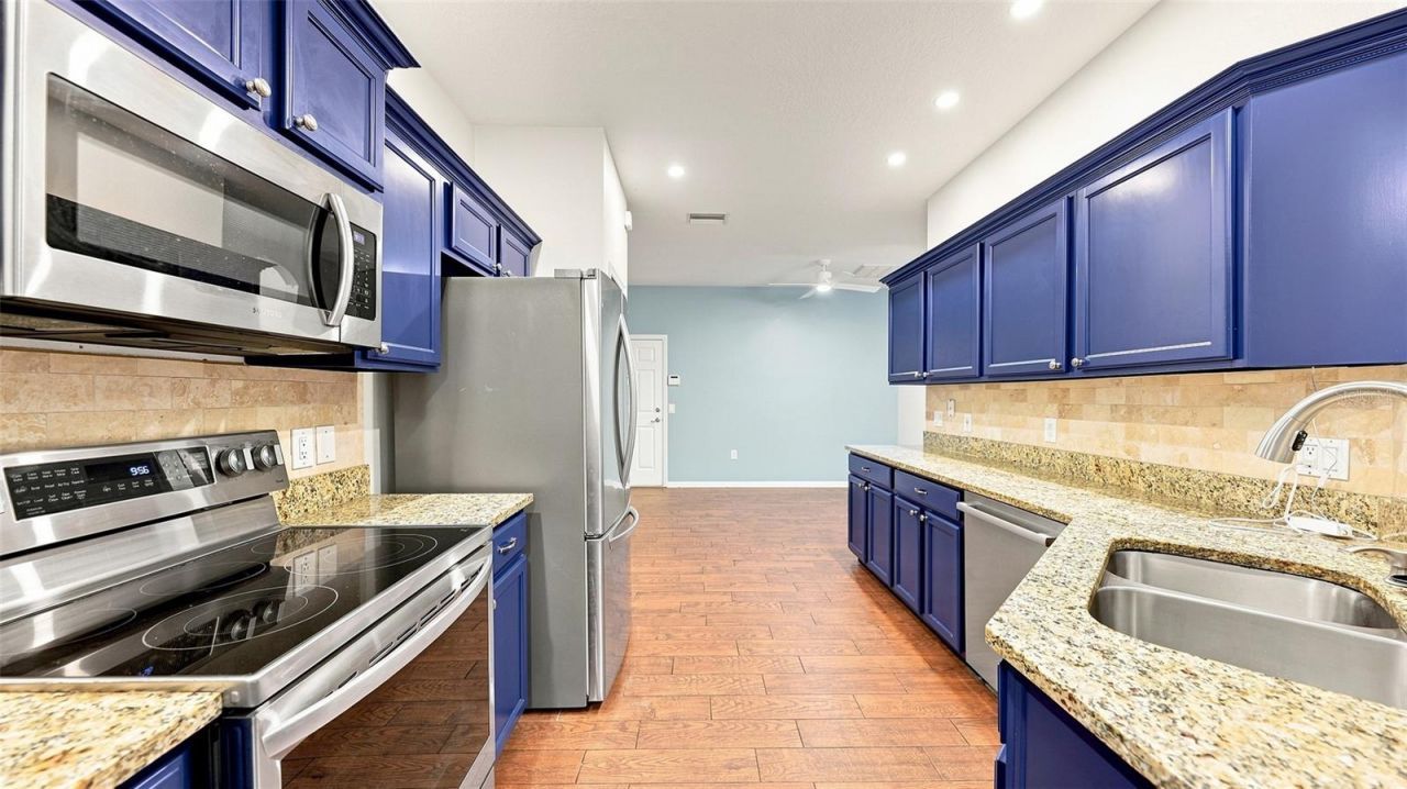 6302 Rosefinch Court, Unit 102, Bradenton, FL 34202 Photo