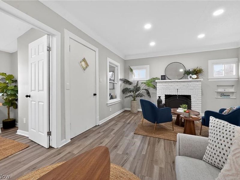 164 E 317th Street, Willowick, OH 44095 Photo 9