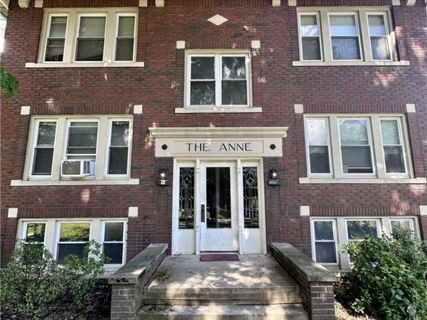 98 N Portage Path , Unit 6, Akron, OH 44303
