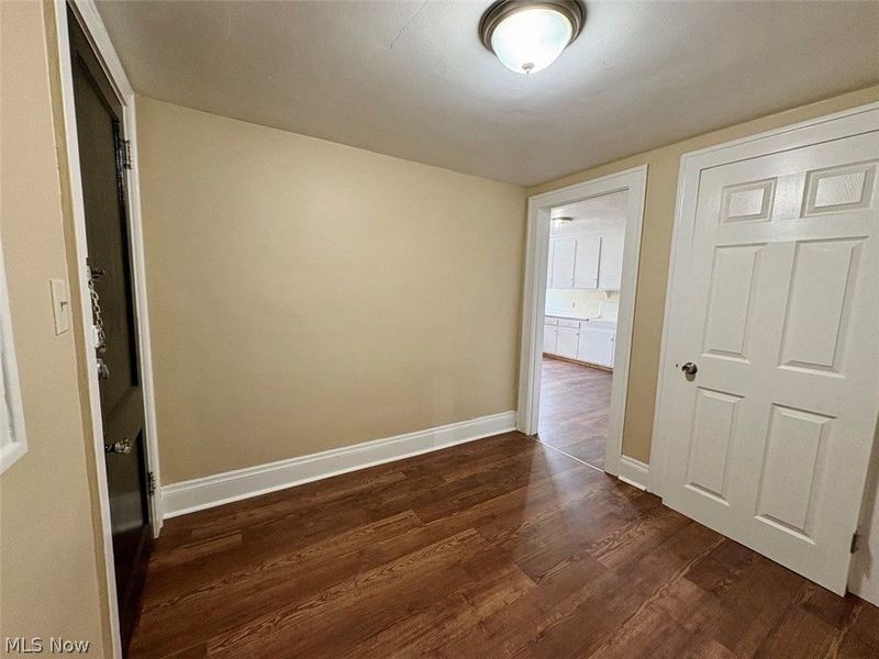 98 N Portage Path, Unit 6, Akron, OH 44303 Photo 2