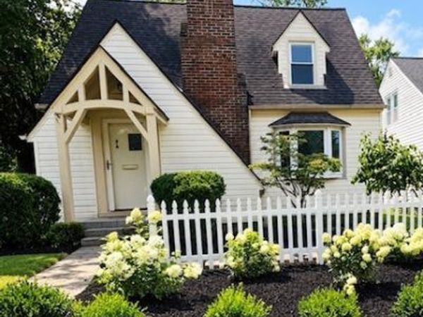 5180 Case Avenue, Lyndhurst, OH 44124