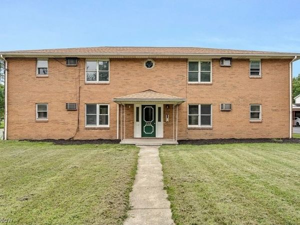 895 Cook Avenue , Boardman, OH 44512