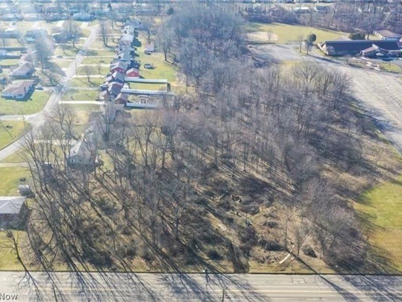 S Meridian Road, Austintown, OH 44509 Photo 11