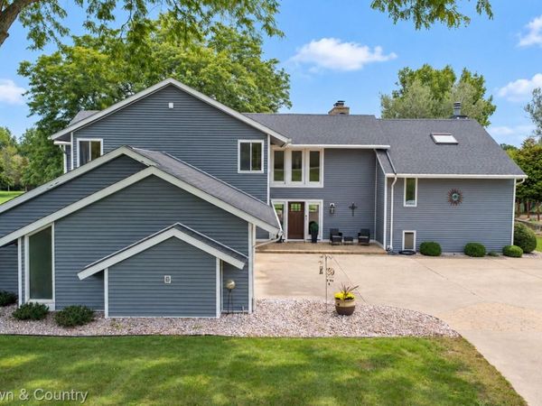 7492 River Road , Flushing Township, Mi 48433