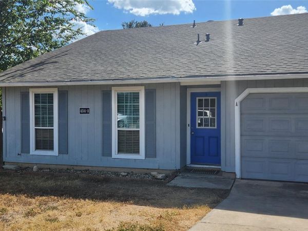 404 Creek CV, Unit A, Round Rock, TX 78664