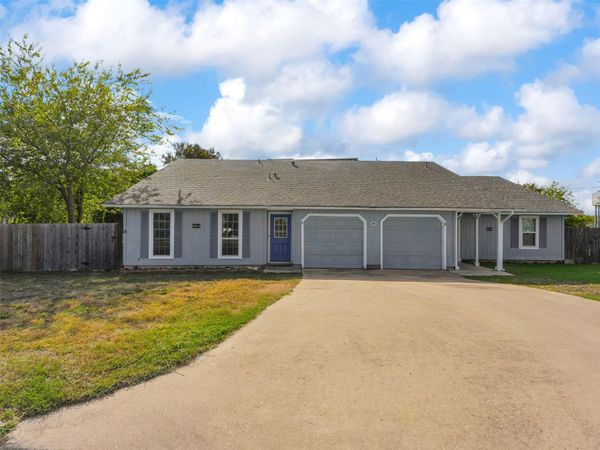 404 Creek CV, Unit A, Round Rock, TX 78664
