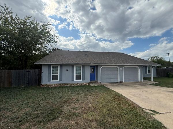404 Creek CV, Unit A, Round Rock, TX 78664
