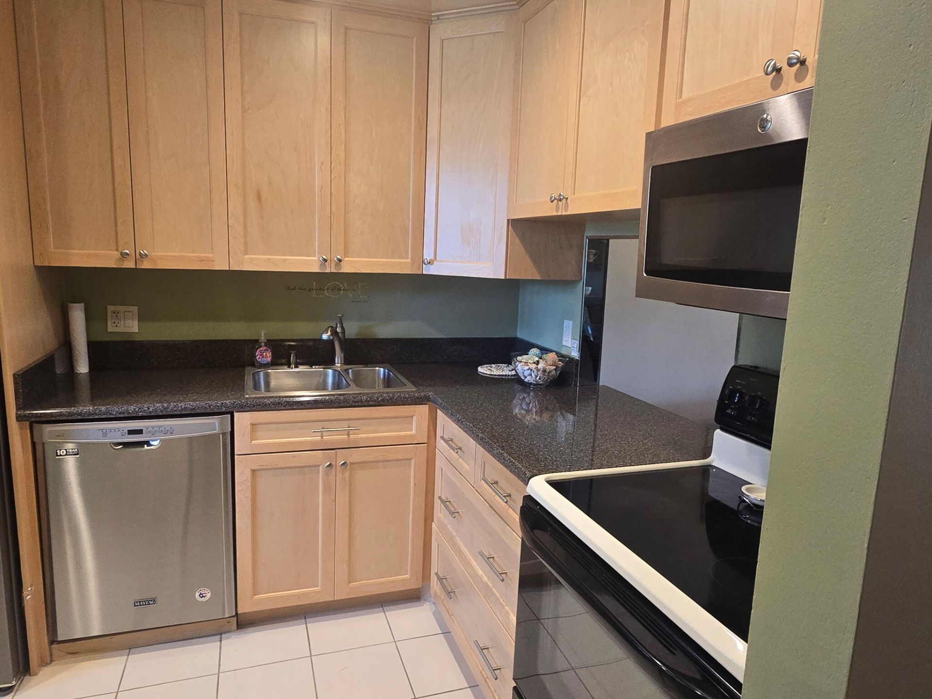 135 Lake Meryl Drive, West Palm Beach, FL 33411 Photo