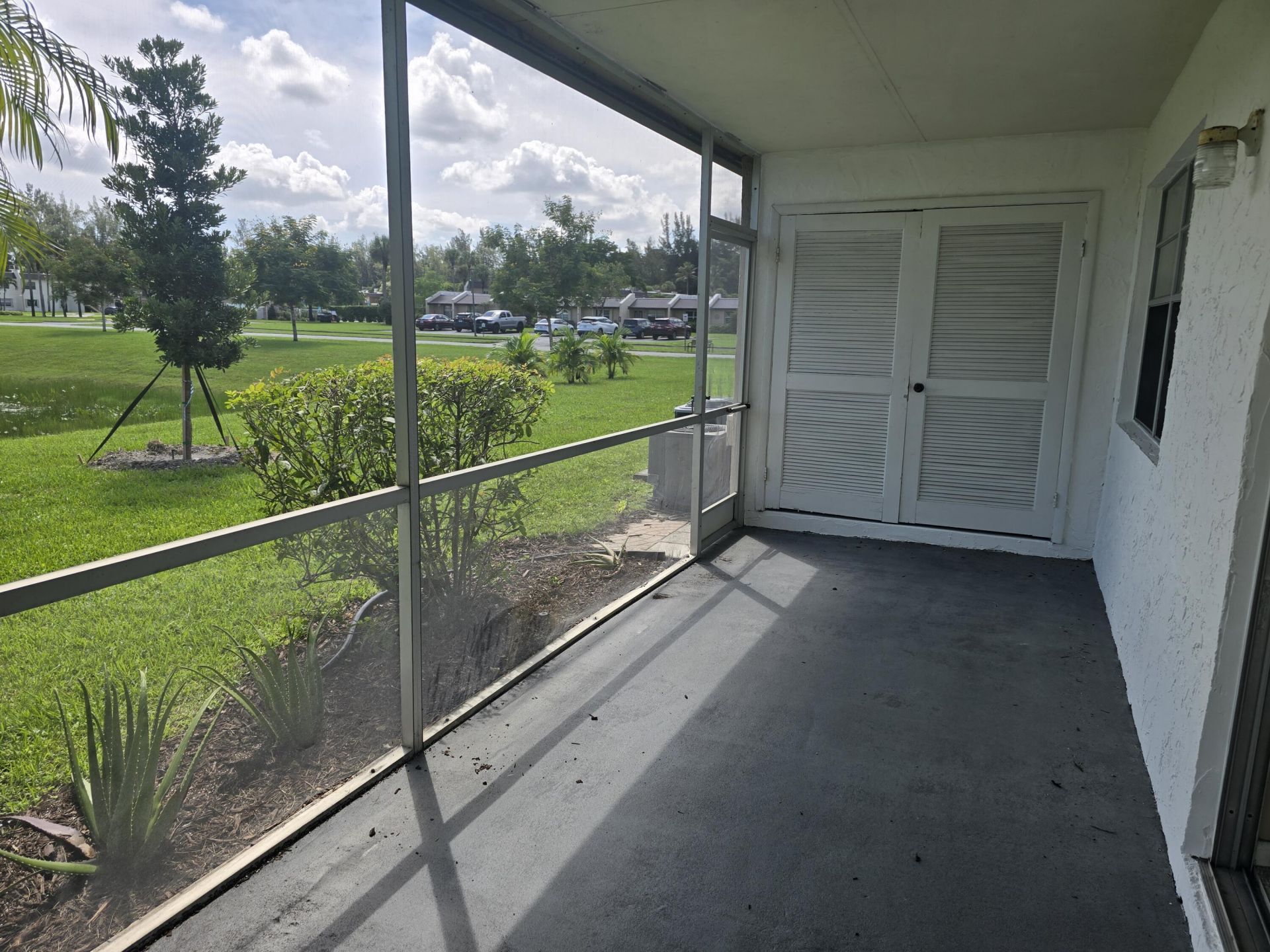 135 Lake Meryl Drive, West Palm Beach, FL 33411 Photo