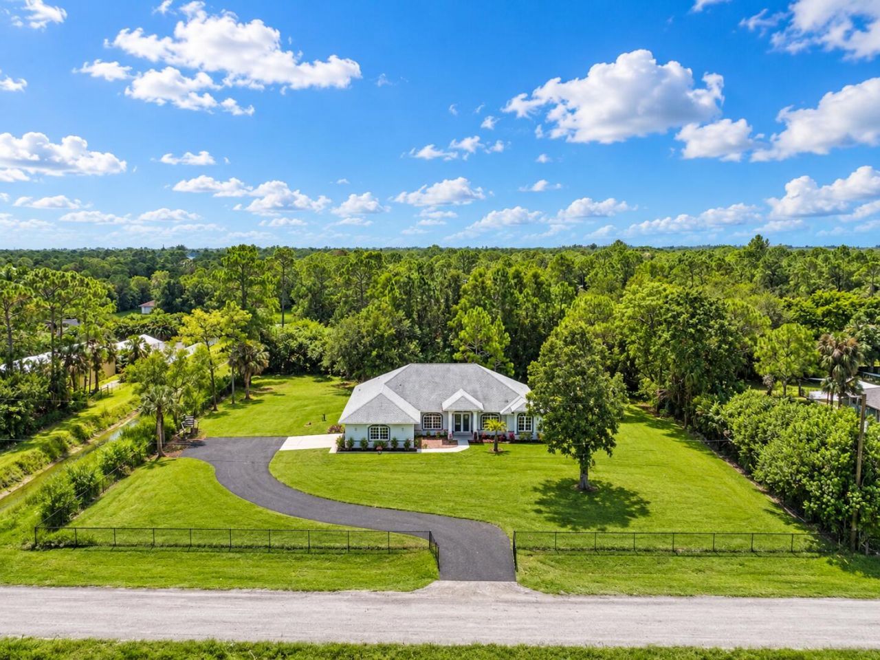 17770 75th Place N, The Acreage, FL 33470 Photo