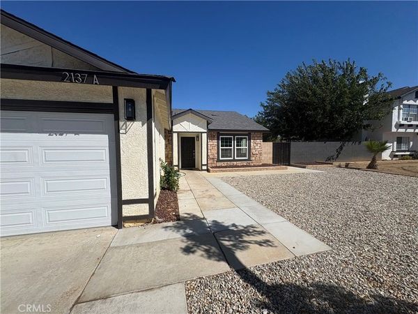 2137 Estrella Court, Unit A, Palmdale, CA 93550