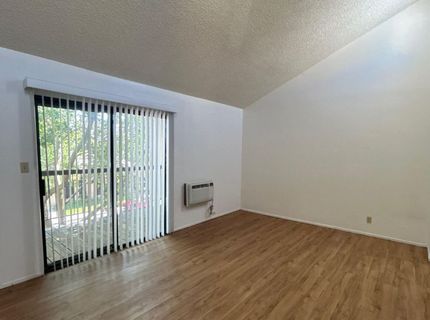 2450 Lymbery Street, Unit 327, Reno, NV 89509 Photo