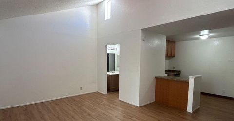 2450 Lymbery Street, Unit 327, Reno, NV 89509 Photo