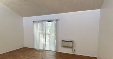 2450 Lymbery Street, Unit 327, Reno, NV 89509 Photo