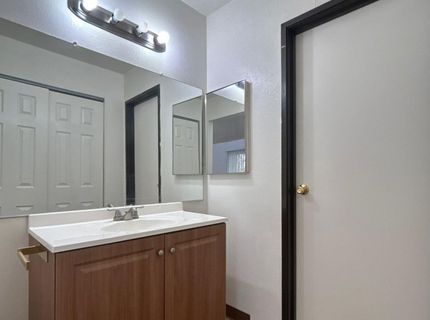 2450 Lymbery Street, Unit 327, Reno, NV 89509 Photo
