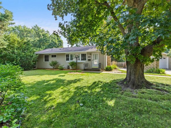 10433 Washburn Avenue S, Bloomington, MN 55431