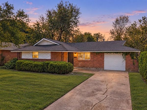 644 W Main Street, Moore, OK 73160