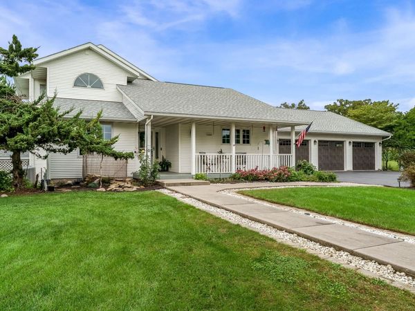 10413 N Harold Drive, Brooklyn, WI 53536