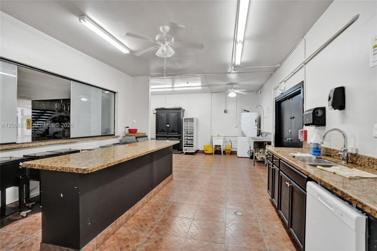 2271 NW 48th Ter, Unit 105, Lauderhill, FL 33313 Photo