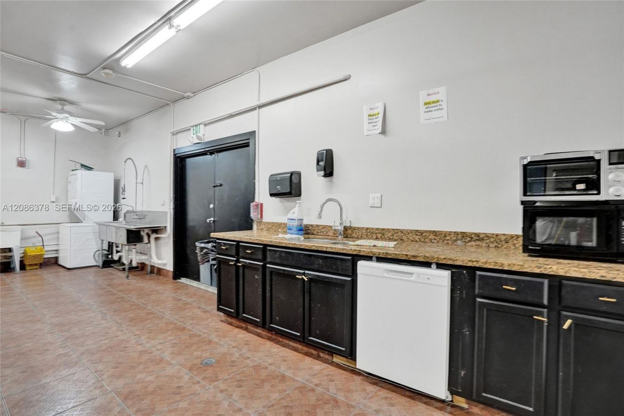 2271 NW 48th Ter, Unit 105, Lauderhill, FL 33313 Photo