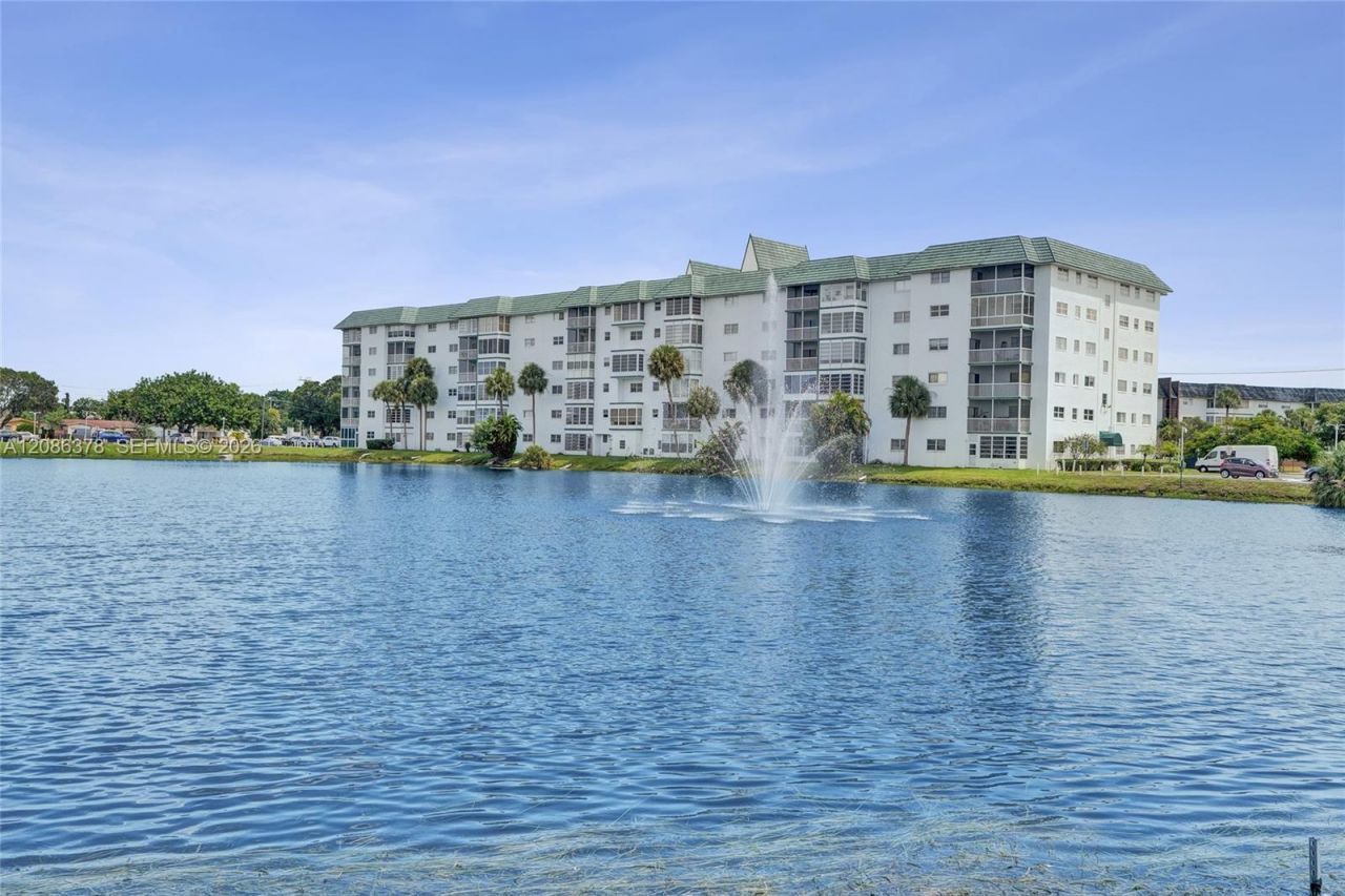 2271 NW 48th Ter, Unit 105, Lauderhill, FL 33313 Photo