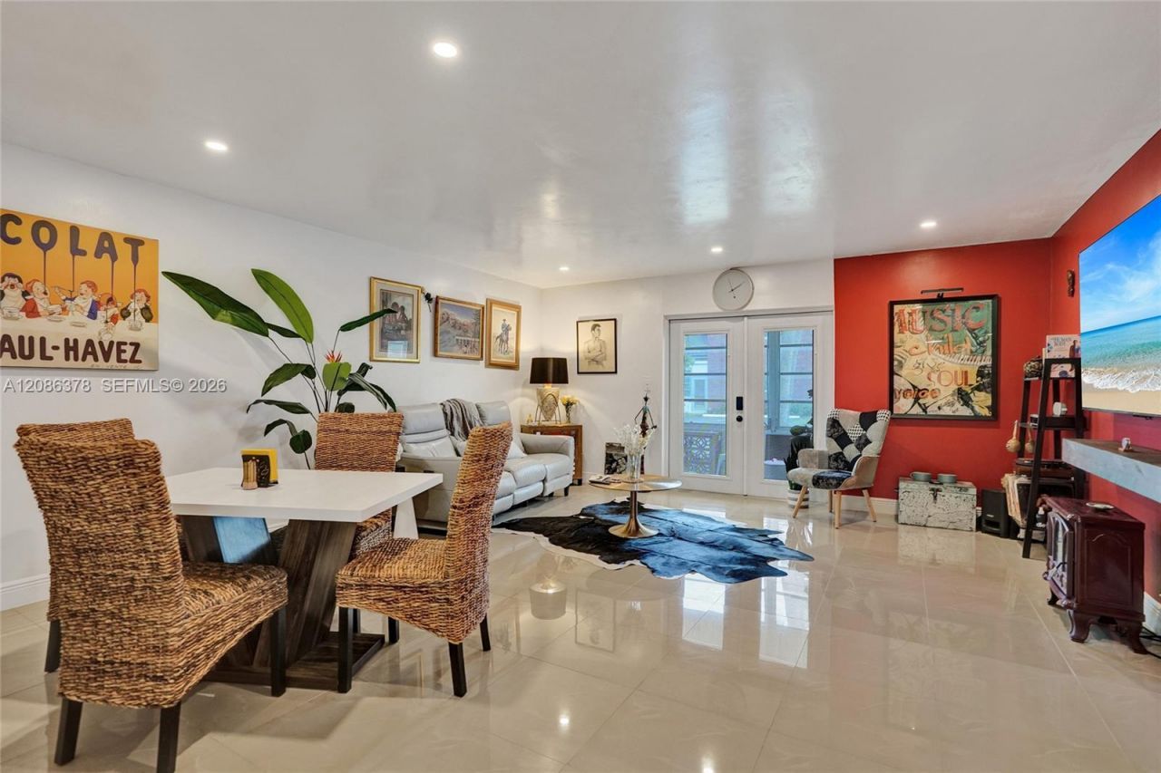 2271 NW 48th Ter, Unit 105, Lauderhill, FL 33313 Photo