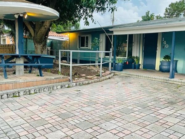 140 NE 17th Ct , North Lauderdale, FL 33060