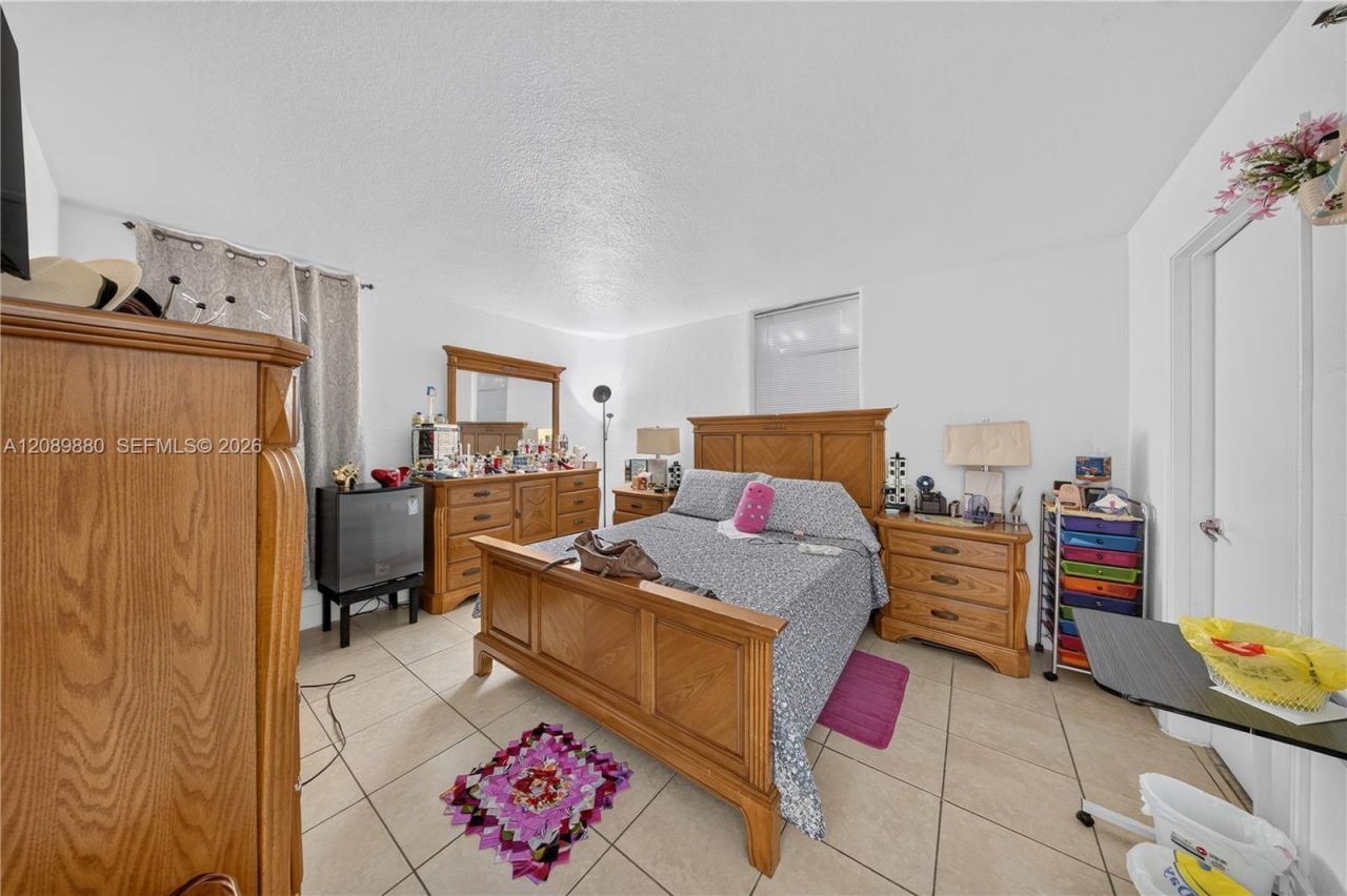 9686 Fontainebleau Blvd, Unit 106, Miami, FL 33172 Photo