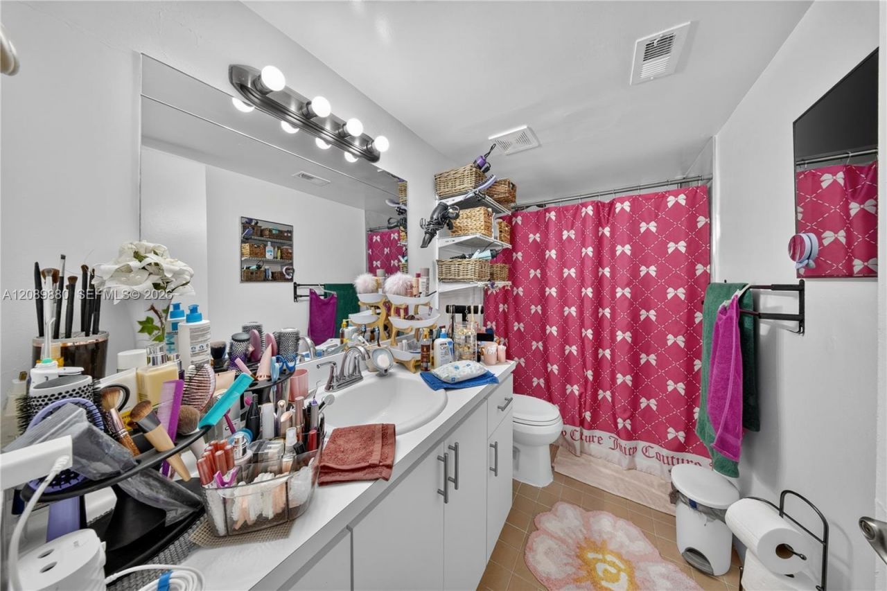 9686 Fontainebleau Blvd, Unit 106, Miami, FL 33172 Photo
