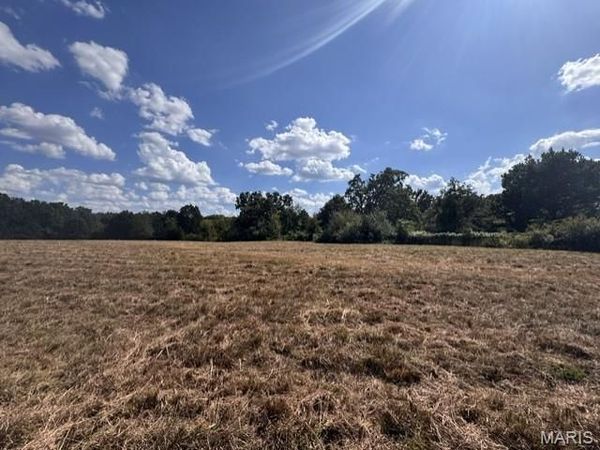 15620 Private Drive 1063 , St James, MO 65559