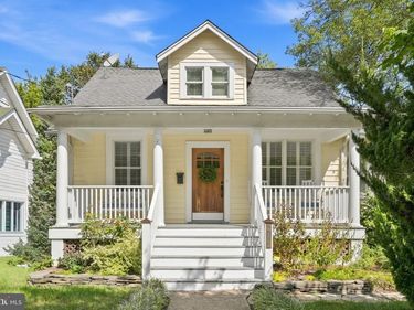 212 E NELSON AVENUE, ALEXANDRIA, VA 22301