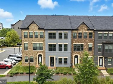 13220 LAKE WATERVIEW WAY , HERNDON, VA 20171