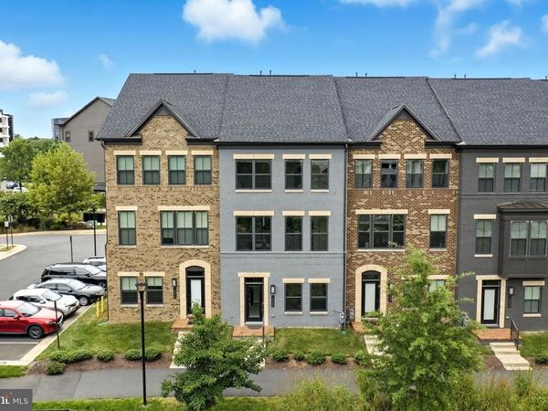 13220 LAKE WATERVIEW WAY , HERNDON, VA 20171