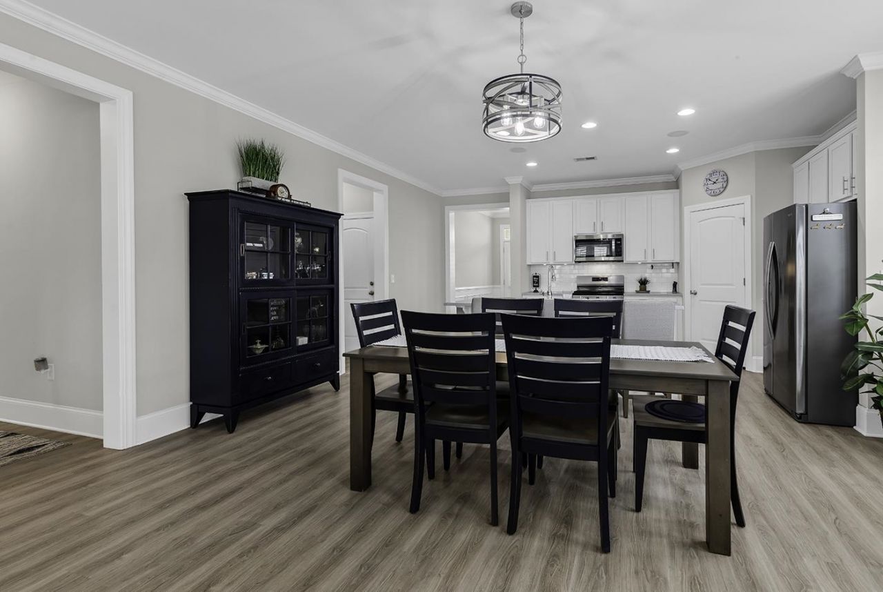 305 Scottsdale Ct. Photo 32