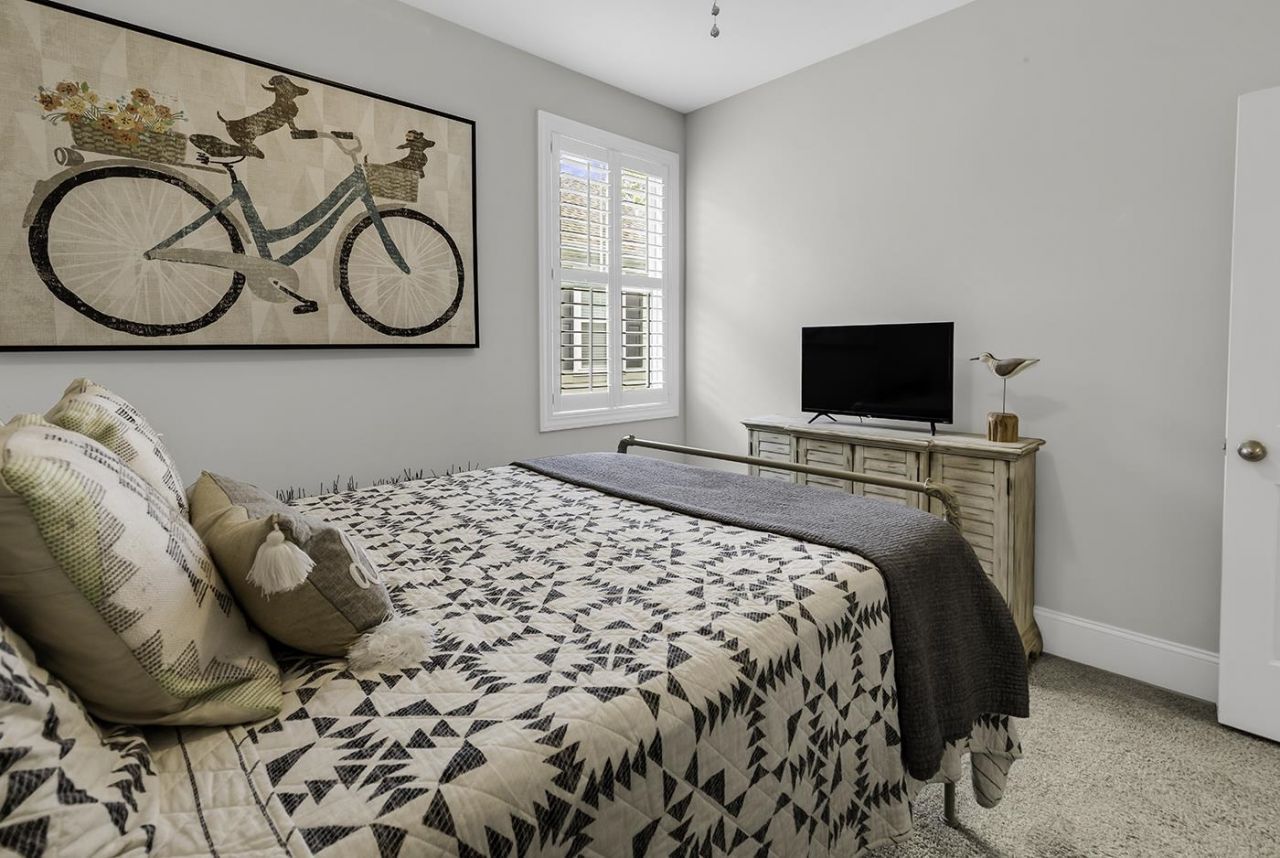305 Scottsdale Ct. Photo 55