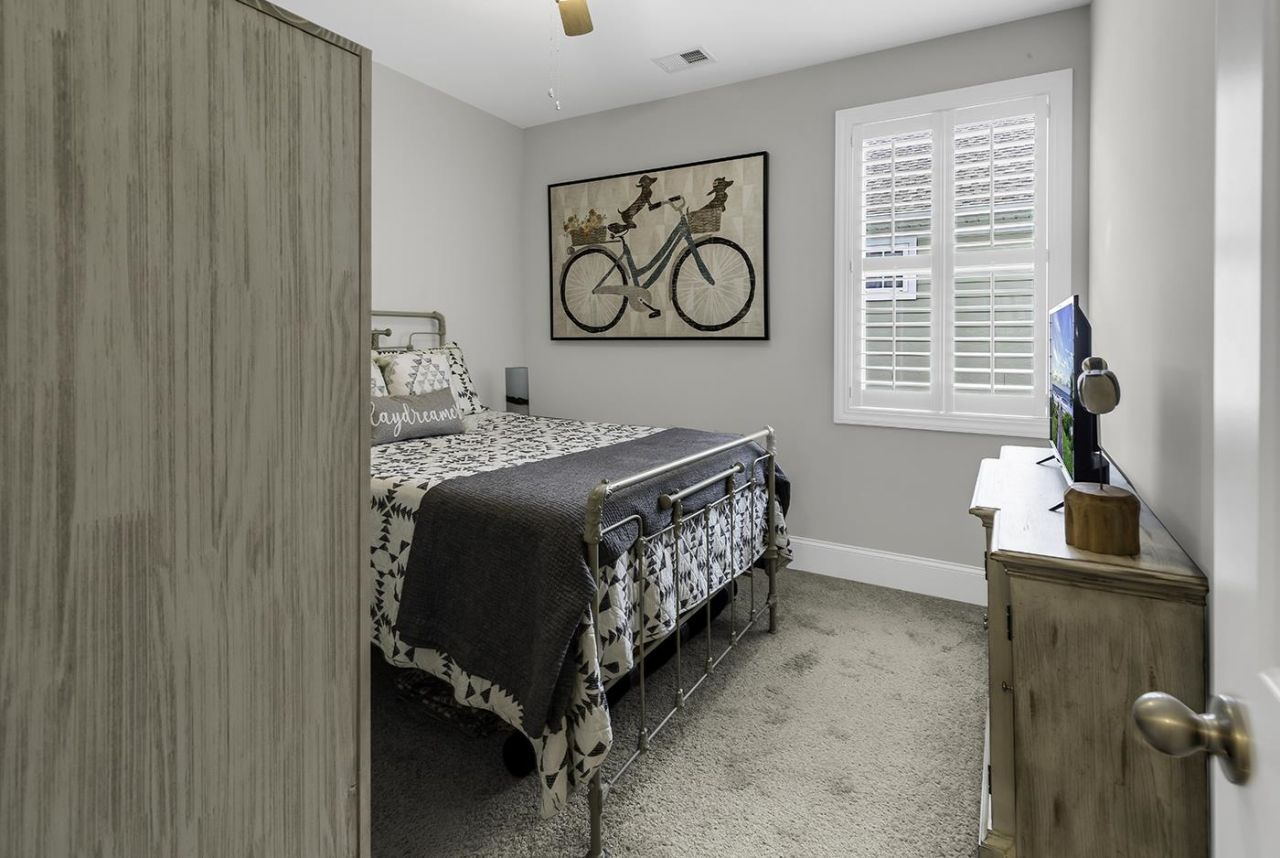 305 Scottsdale Ct. Photo 56