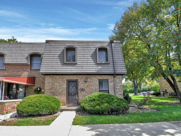625 Country Club Drive , Unit D4, Newark, OH 43055