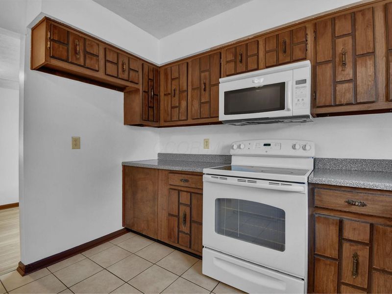 625 Country Club Drive , Unit D4, Newark, OH 43055 Photo 11