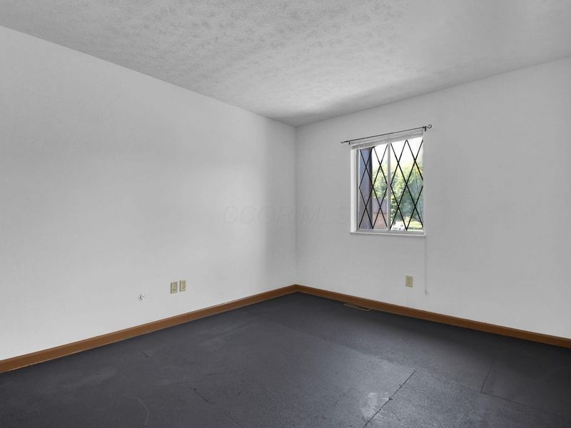 625 Country Club Drive , Unit D4, Newark, OH 43055 Photo 14