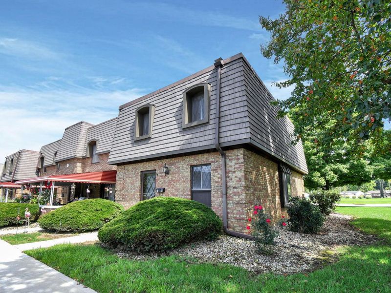 625 Country Club Drive , Unit D4, Newark, OH 43055 Photo 2