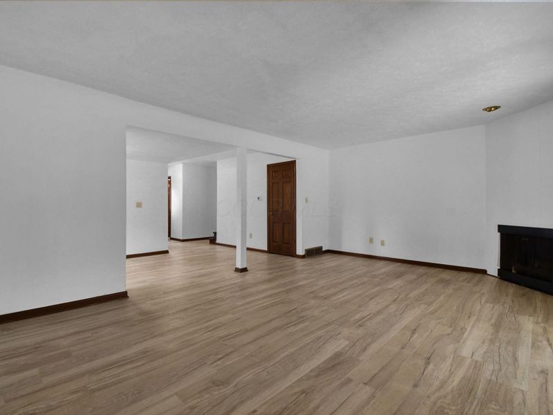 625 Country Club Drive , Unit D4, Newark, OH 43055 Photo 9
