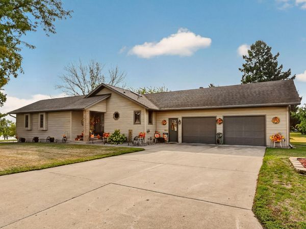 311 W Iowa Street, Lake City, MN 55041