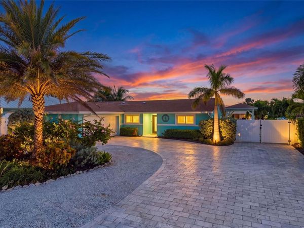 3708 ROYAL PALM DRIVE , BRADENTON, FL 34210