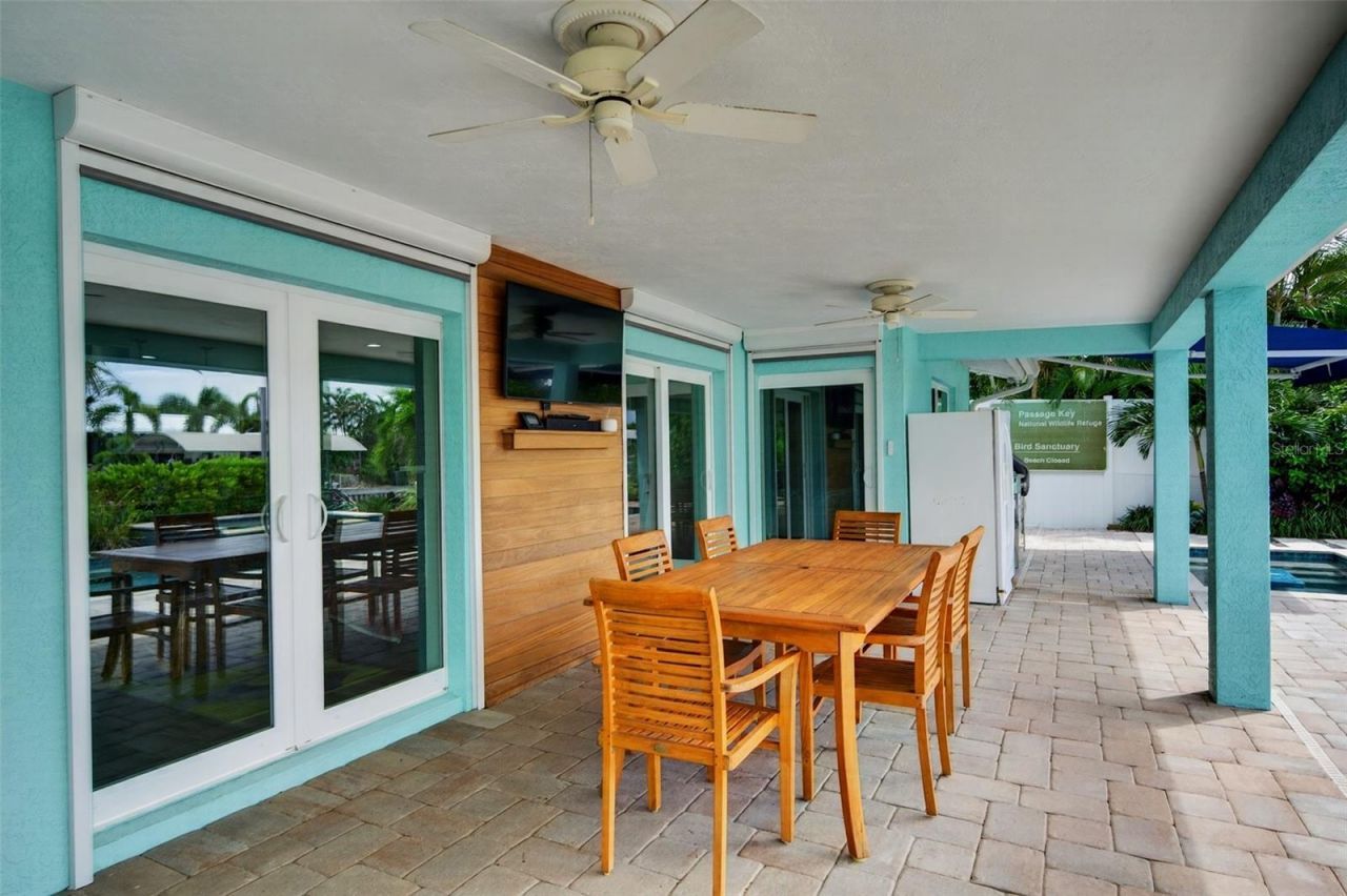 3708 Royal Palm Drive, Bradenton, FL 34210 Photo
