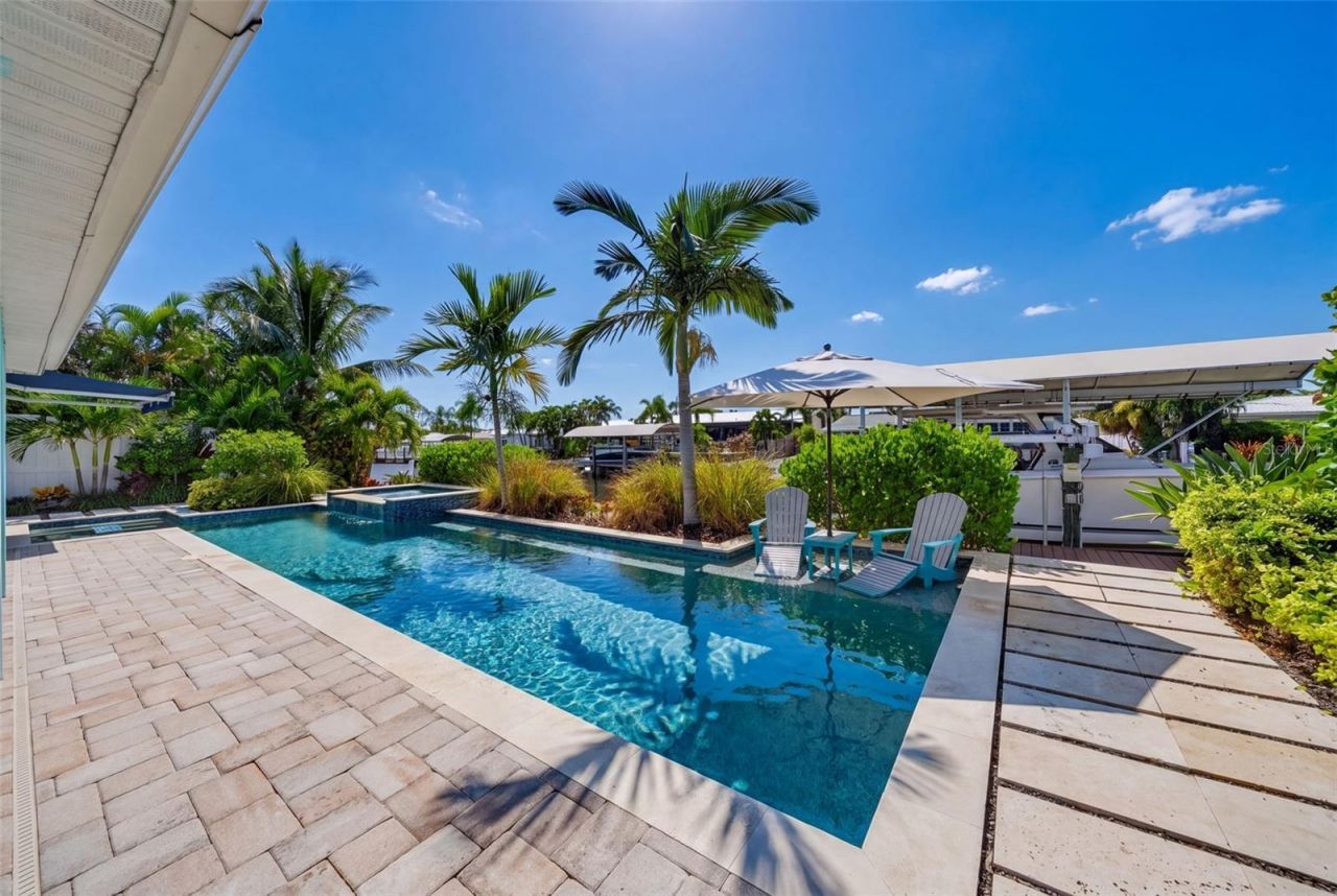 3708 Royal Palm Drive, Bradenton, FL 34210 Photo