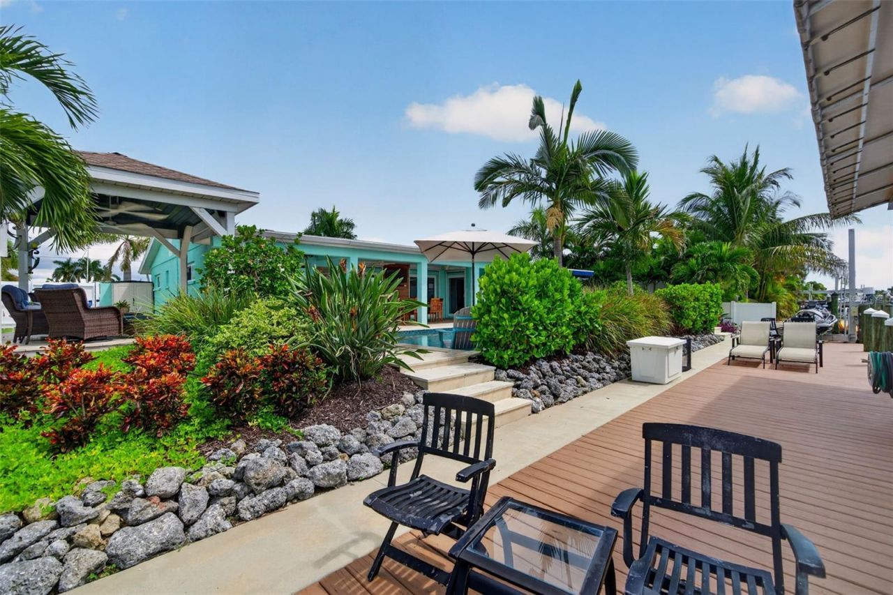 3708 Royal Palm Drive, Bradenton, FL 34210 Photo