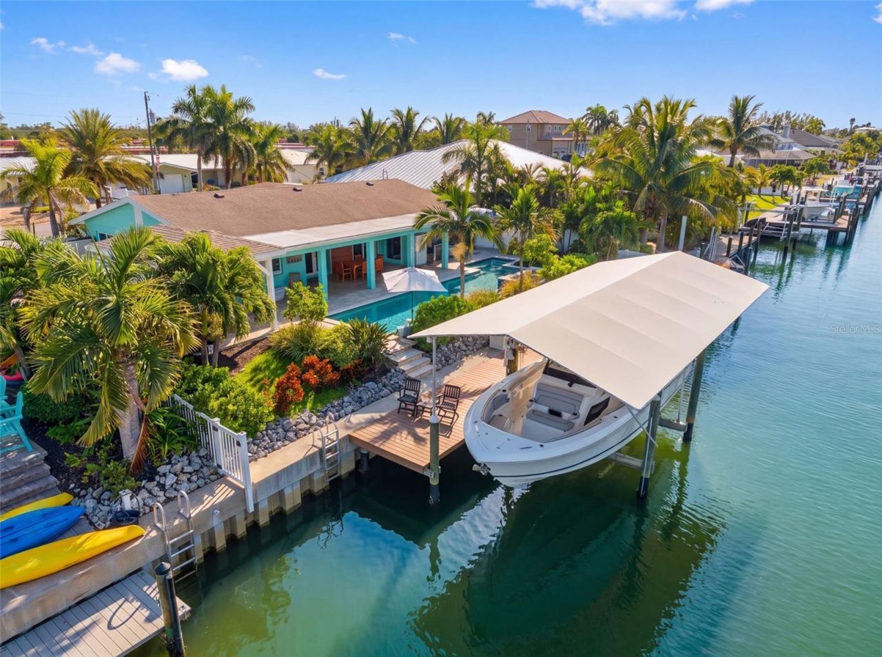 3708 Royal Palm Drive, Bradenton, FL 34210 Photo
