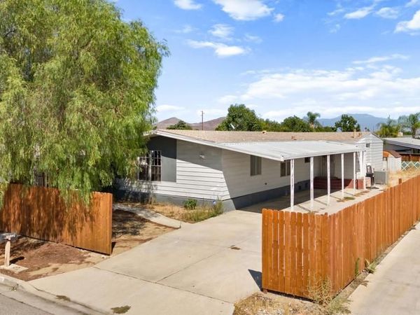 26091 San Quintin Rd, Menifee, CA 92584