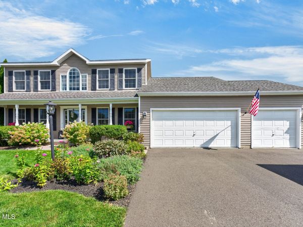51 Kent Place, Wynantskill, NY 12198
