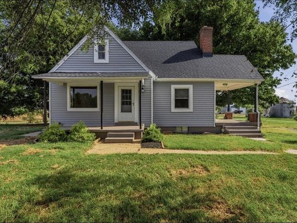 1936 Reeder School Road , Franklin, KY 42134